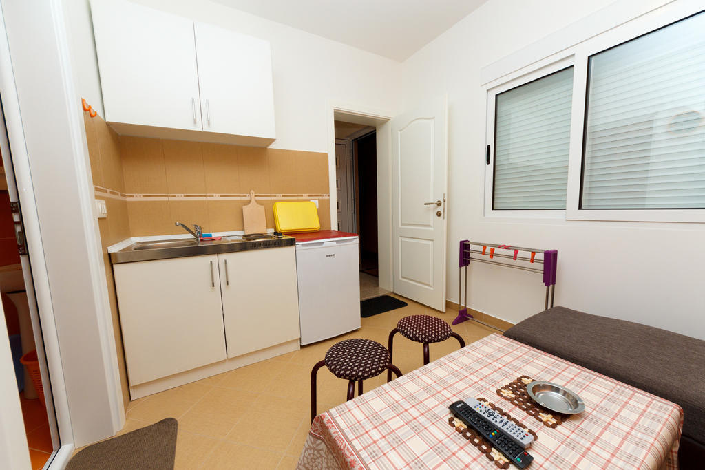 Apartments Sergej ストモレ 部屋 写真