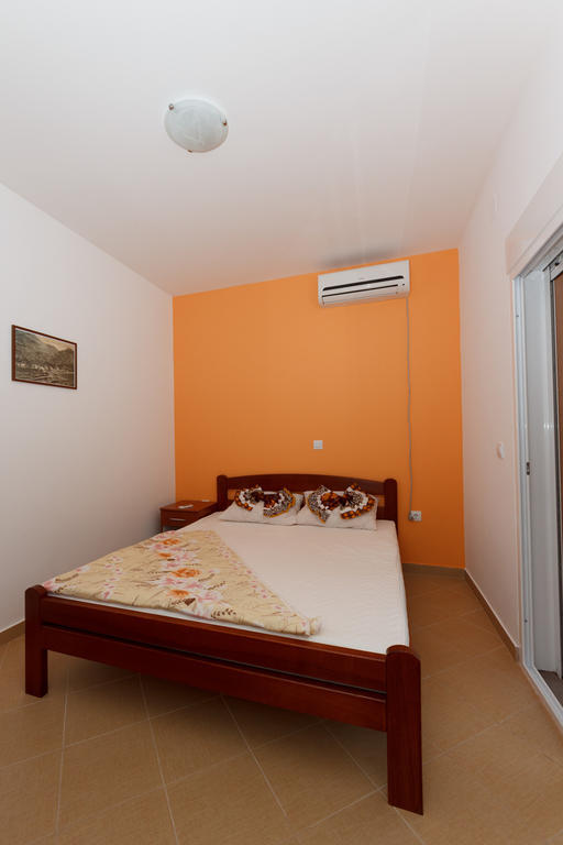 Apartments Sergej ストモレ 部屋 写真